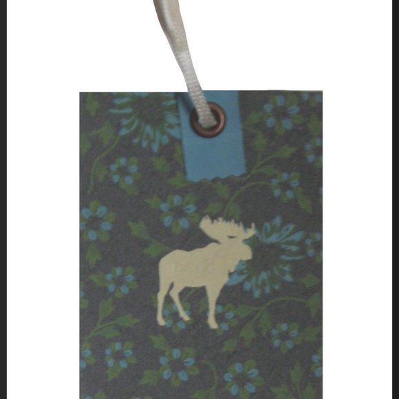 NWT! TRUE GRIT Gray, Silver, & Black Rose Floral Shearling Jacket (Sz. Sm) - Picture 4 of 4